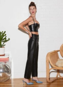 Fleur Du Mal Vegan Leather Bustier 16 Fleur Du Mal Vegan Leather Bustier -Sexy Wear Hub FDM 011222 1 1330full 3eaeef96 3ff2 466d 8e1d 50e8a2b53401